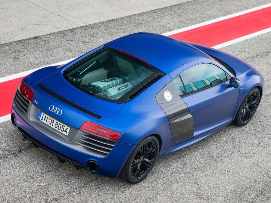  Audi R8 V10 Plus 2012 года  (WW) (фото 9 из 23)